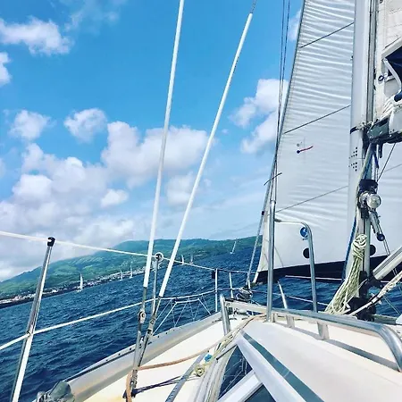 Botel Casa Veleiro Shalom
