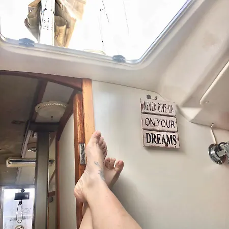 Botel Casa Veleiro Shalom Ponta Delgada (Sao Miguel)