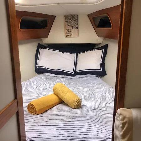 Casa Veleiro Shalom * Понта-Делгада