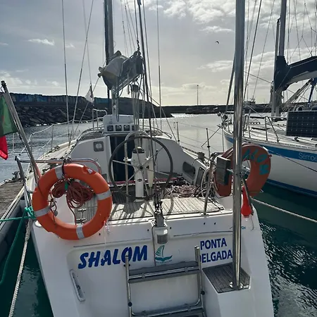船上ホテル Casa Veleiro Shalom *