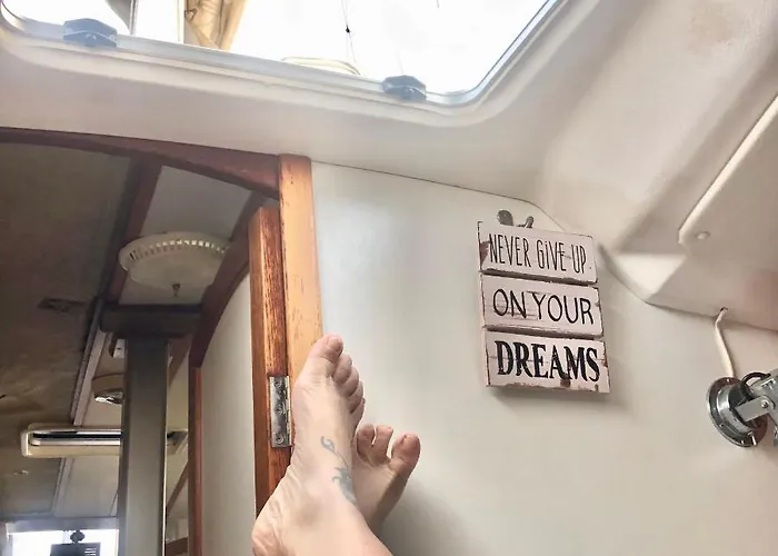 ספינת מלון Casa Veleiro Shalom Ponta Delgada