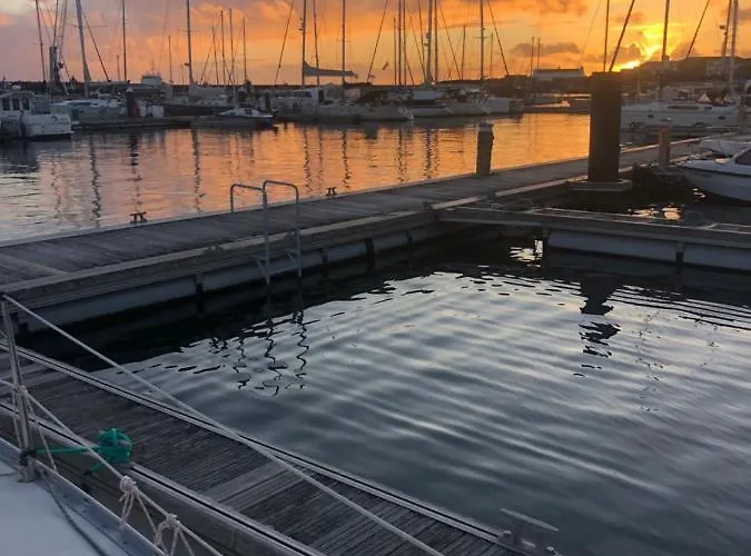 Casa Veleiro Shalom * Ponta Delgada