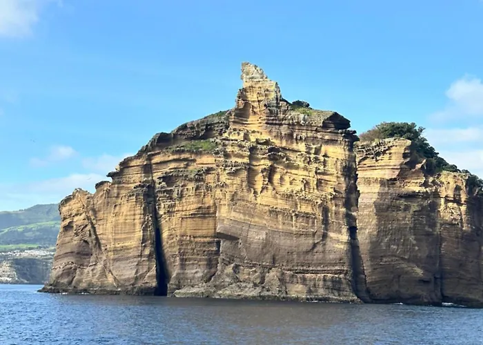 ספינת מלון Casa Veleiro Shalom Ponta Delgada